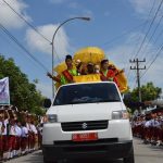 Ribuan Masyarakat dan Anak Sekolah Sambut Arak-arak Piala Adipura Buana dan Adiwiyata tahun 2016 yang Diraih Kota Tanjungbalai