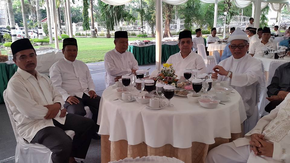 Wakil Walikota Tanjungbalai Drs.H.Ismail Menghadiri Undangan Berbuka Puasa Bersama Gubernur Sumatera Utara