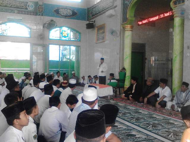 Wakil Walikota Tanjungbalai Drs.H.Ismail Hadiri “Sholat Tasbih Bersama”