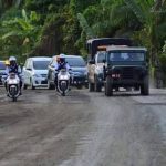 Walikota Tanjungbalai Tinjau Jalan Lingkar Utara Menggunakan “Jeep Willys”