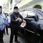 Pengecekan dan Pemasangan Logo Pemerintah Kota Tanjungbalai pada Ratusan Kendaraan Dinas Roda Dua hingga roda Enam di Jajaran Pemko Tanjungbalai