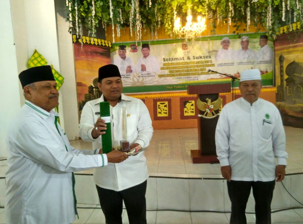 Penganugerahan IPHI AWARD Tingkat Nasional kepada Walikota Tanjungbalai.