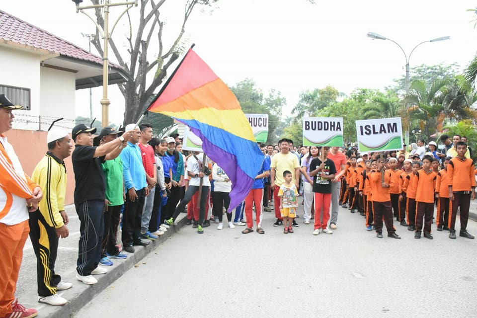 Berbagai Lintas Agama Se Kota Tanjungbalai Ikuti “Gerak Jalan Santai Kerukunan Umat Beragama” Memeriahkan Hari Amal Bakti Ke 72