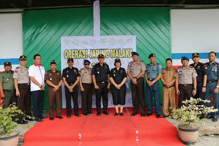 Patroli Laut Bersama Kanwil DJBC Sumut, Dit.Polair Polda Sumut dan Lantamal I Belawan “OPERASI JARING MALAKA”  di Kota Tanjungbalai