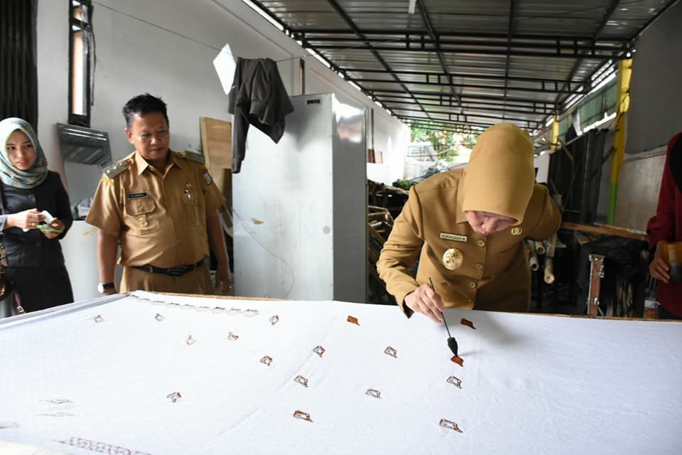 Wakil Gubernur Sumatera Utara Terpesona Melihat Batik Khas Tanjungbalai