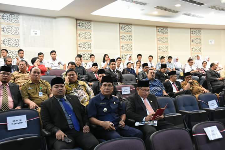 Walikota Tanjungbalai Menghadiri Rapat Paripurna Istimewa DPRD Sumut pada Peringatan Hari Ulang Tahun (HUT) Ke 70 Provinsi Sumatera Utara Tahun 2018