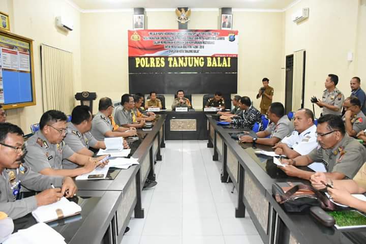 Wakil Wali Kota Tanjungbalai Drs.H Ismail  mengikuti Video Conference (vidcon) dari Kapolri bersama Panglima TNI dan beberapa Menteri Terkait Persiapan Pengamanan Idul Fitri 1439 H