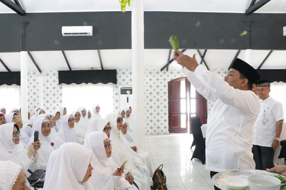 Wali Kota Tanjungbalai Tepung Tawari 113 Calon Jamaah Haji Kota Tanjungbalai