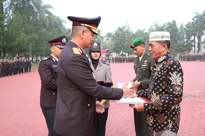 Wali Kota H.M Syahrial Apresiasi Kepling Teluk Nibung atas Penghargaan Bantu Densus 88 Menangkap Terduga Teroris dari Poldasu